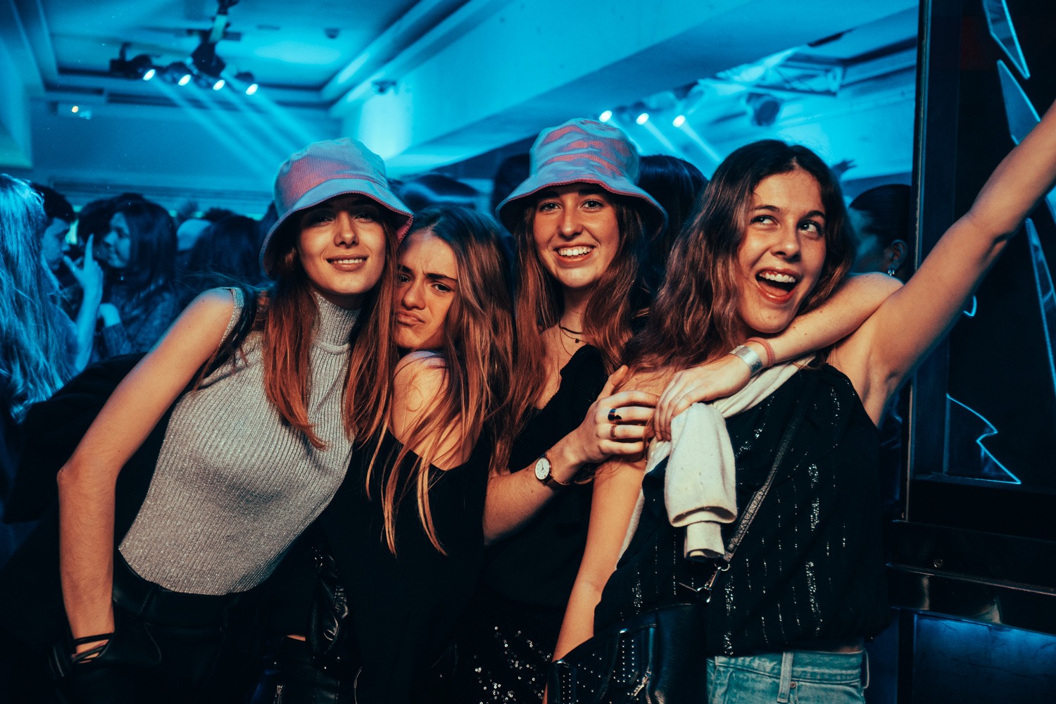 BLUEMOON | 2 NOVIEMBRE COSTA BREVE
